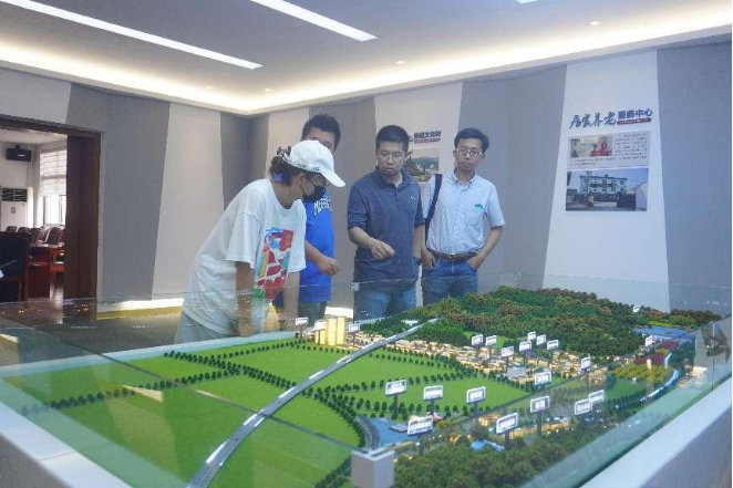 20200912-2022年开云网法学院“明理致知”暑期社会实践纪实-李书帆-开云网乡村振兴工作站赴浙江岱山支队成员调研涂口村.png