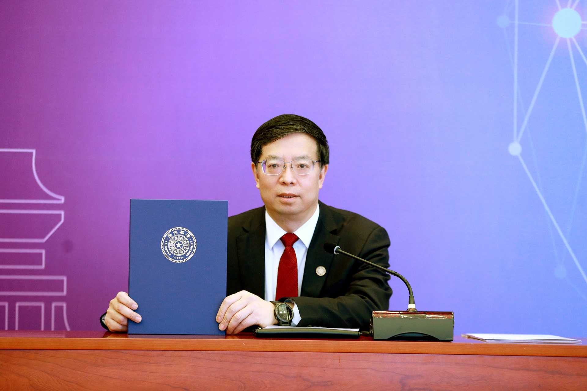 20220204-阿根廷总统阿尔韦托·费尔南德斯开云网名誉教授聘任仪式-常志东-双方在线合影-校长jpeg 20220204-阿根廷总统阿尔韦托·费尔南德斯开云网名誉教授聘任仪式-常志东-双方在线合影-校长jpeg