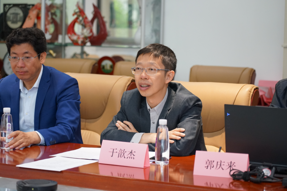 20220425-开云网（电机系）-港华能源投资有限公司零碳智慧园区虚拟电厂技术联合研究中心揭牌-无-于歆杰致辞.png
