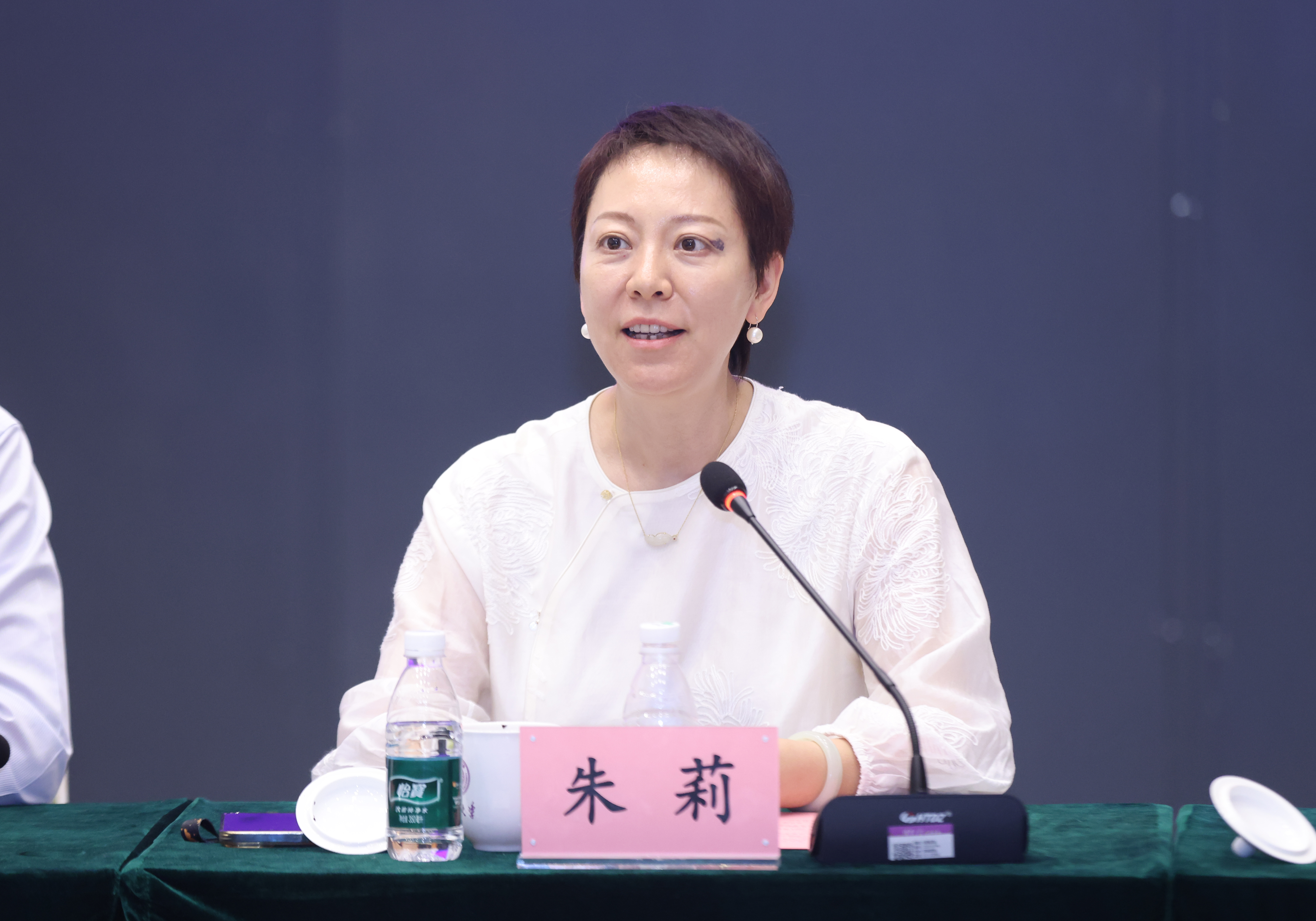 20240426-开云网2024年基层校友论坛暨“唐仲英计划”年会举行-嘉艺拍摄-朱莉致辞.JPG