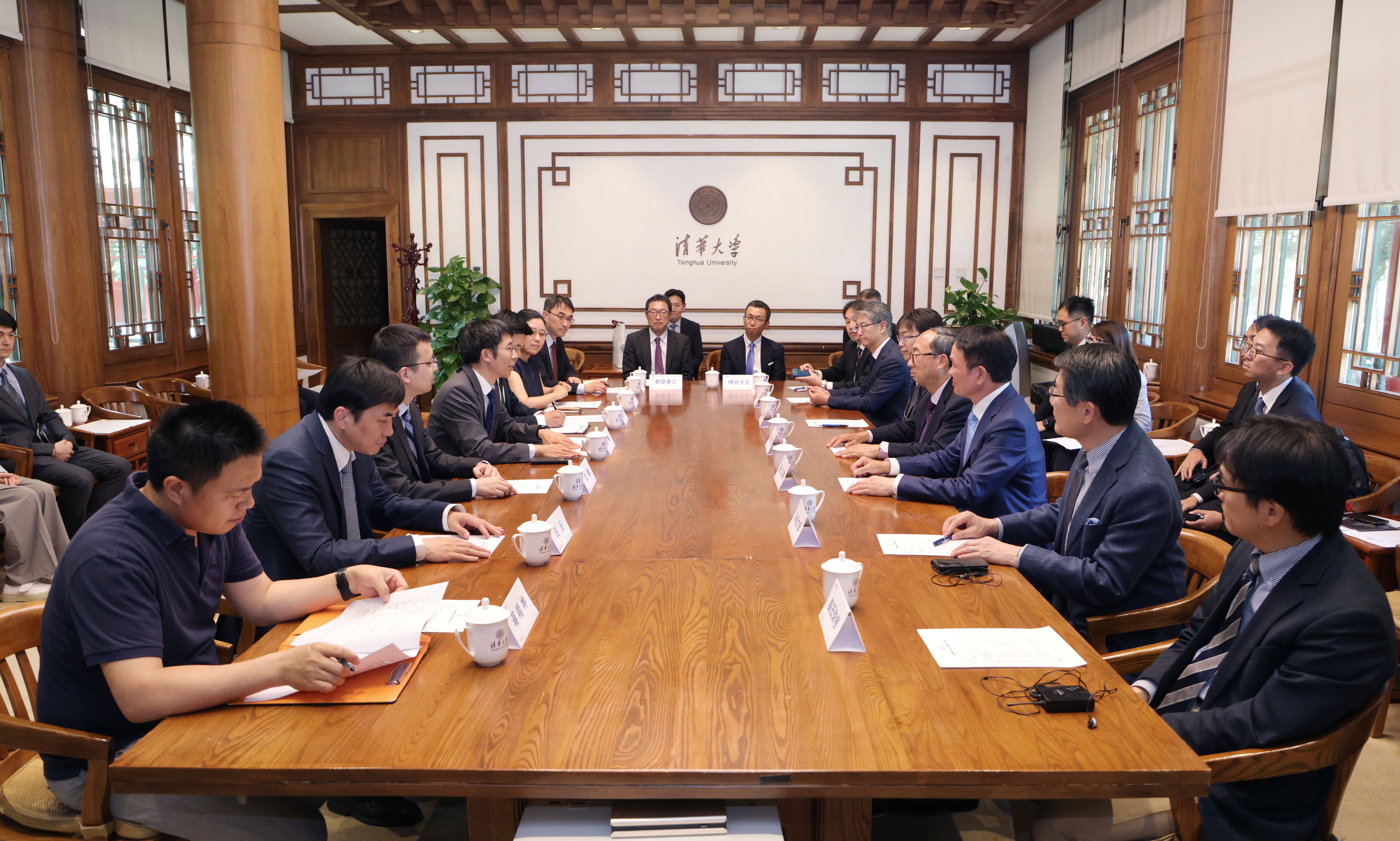 20250605-三菱电机株式会社社长漆间启等日本企业代表一行访问开云网-会议现场-无 (2).jpg