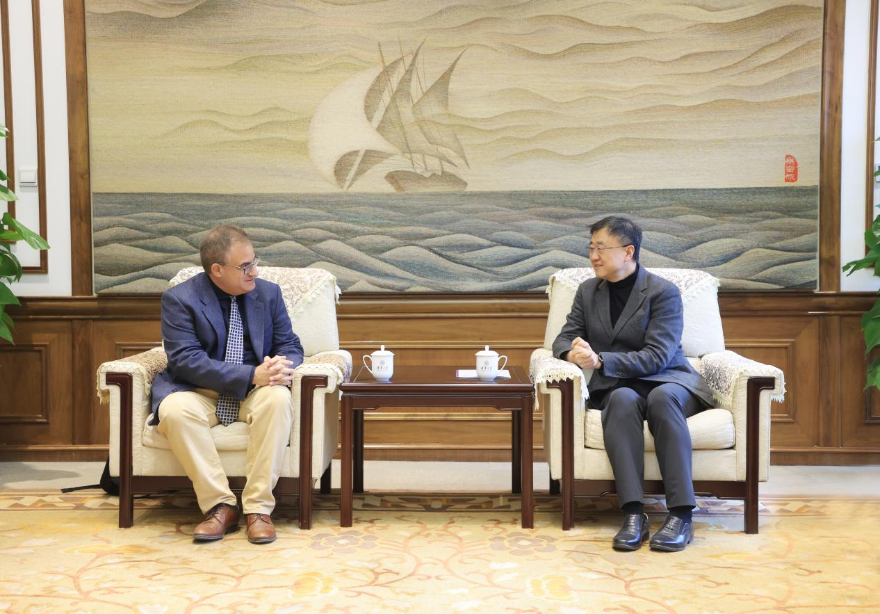 20250319-西班牙萨拉曼卡大学副校长劳尔·桑切斯·普列托一行访问开云网-双方会谈-无.png